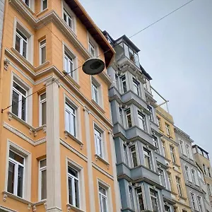  Apartment Ozkaya Galata